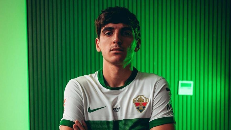 El Elche compra a Gonzalo Villar y le hace un contrato de tres temporadas