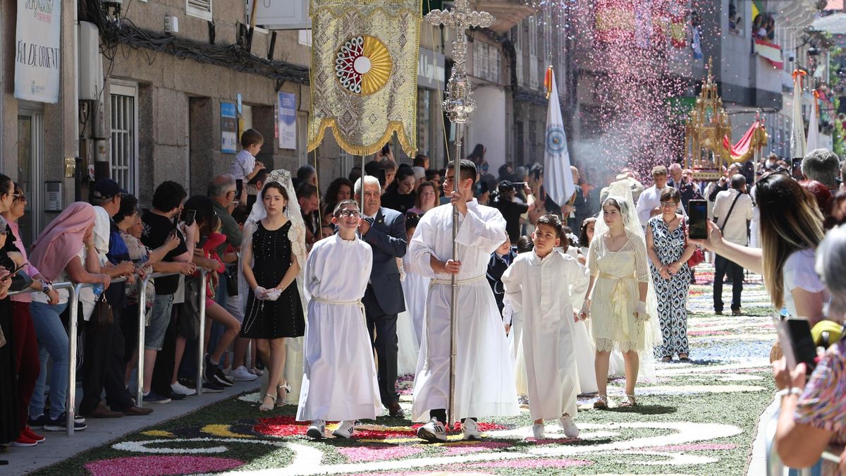Un momento durante la celebración del Corpus de Ponteareas 2024.