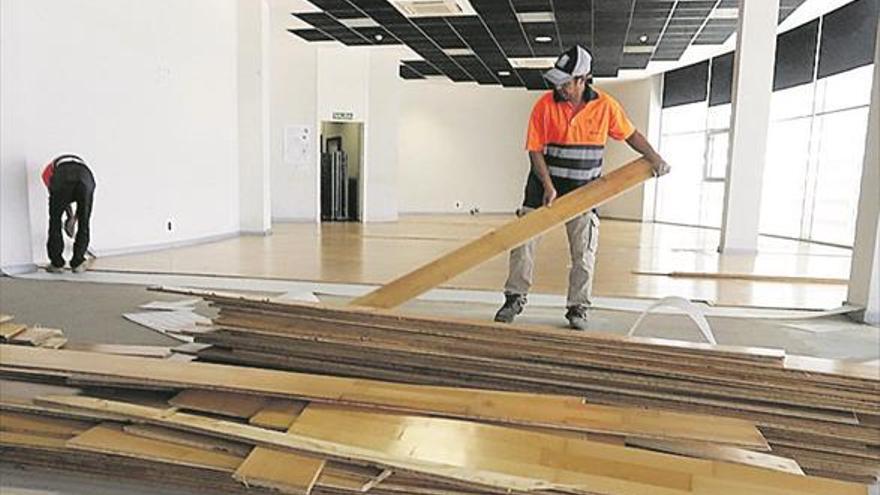 El seguro evalúa los daños en el Palau causados por la inundación