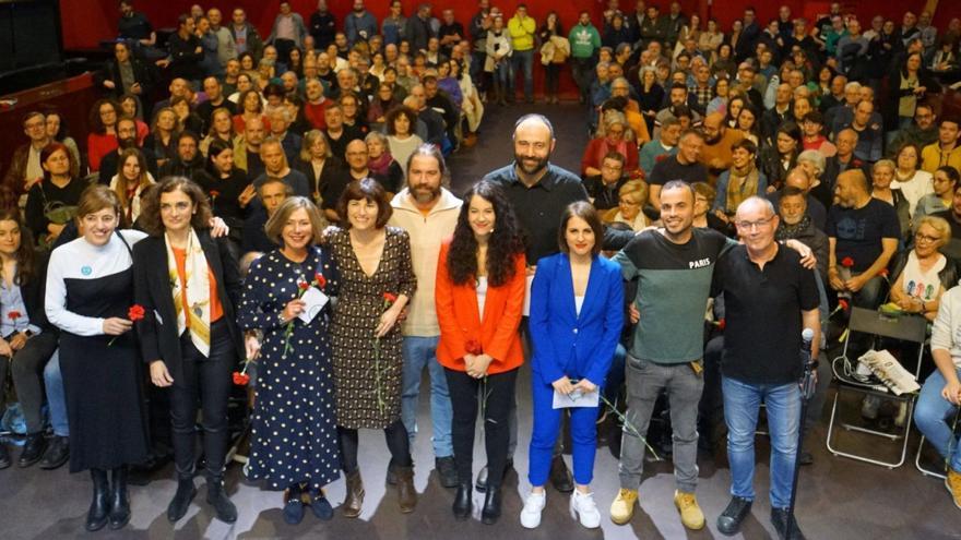 A Sala Capitol acolleu onte a presentación pública da candidatura completa de Compostela Aberta para as eleccións do 28-M / JESÚS PRIETO