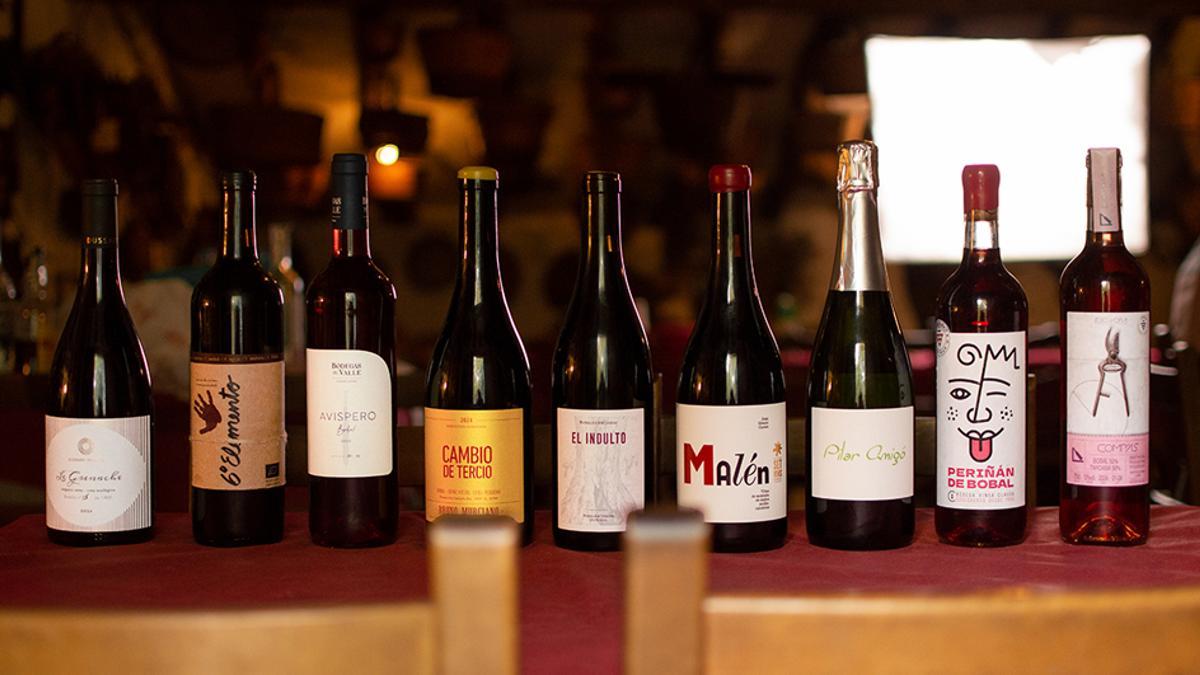 Utiel-Requena ya contraetiqueta sus primeros vinos ‘Viñerón’.