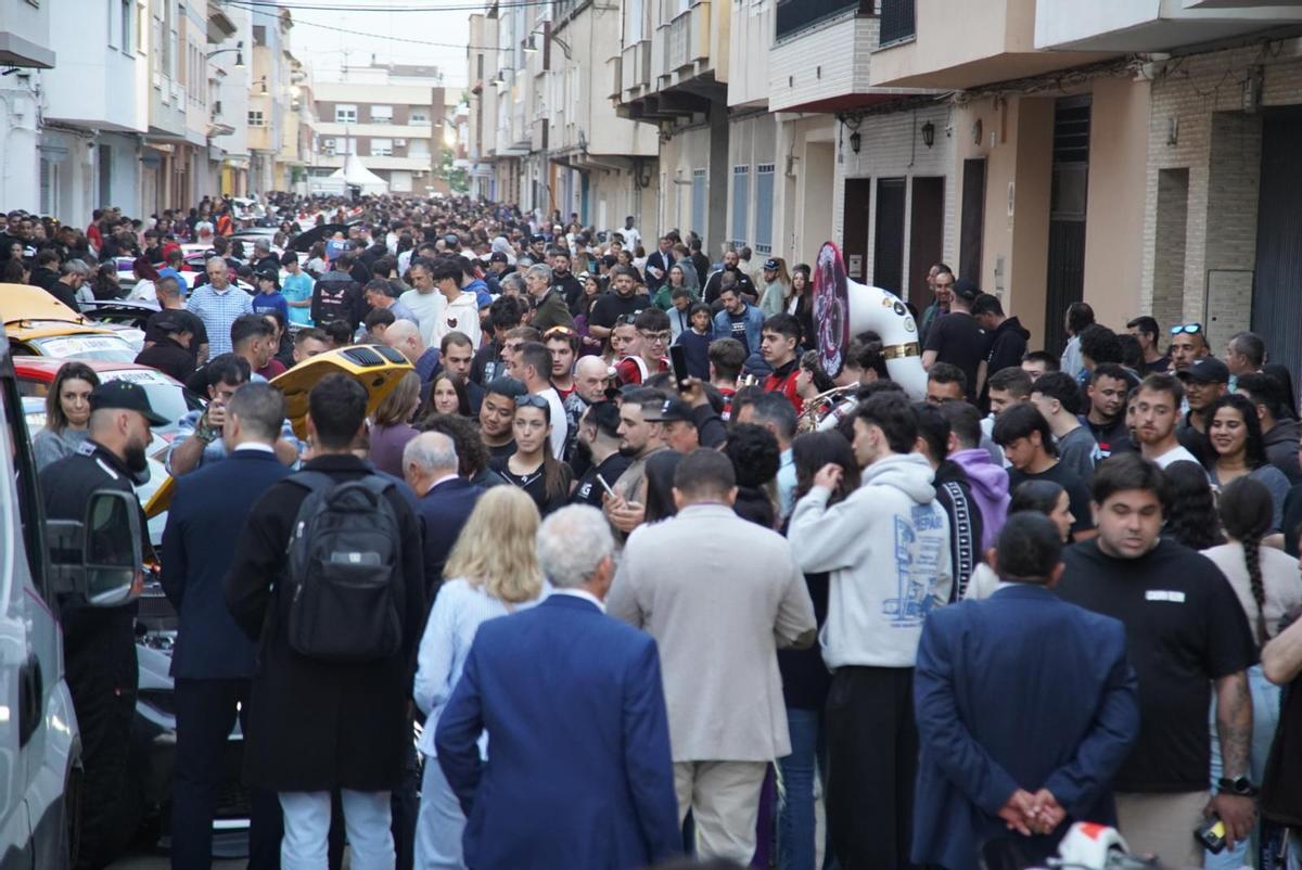 La alles, repleta de visitantes, en una de las jornadas de la feria.
