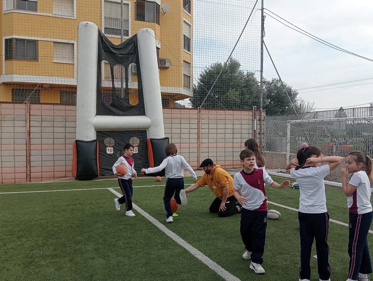 Tavernes ha promocionado el rugby entre los escolares durante toda esta semana