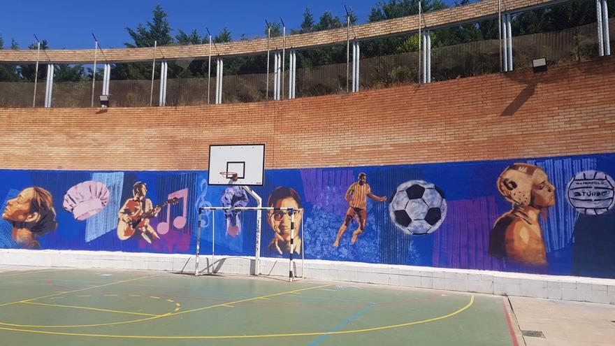 El rosinc Mohamed El Amrani, protagonista del mural de gironins referents pintat per joves reclusos