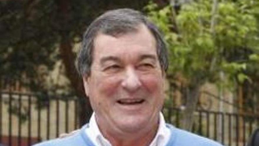 Fallece Secades, futbolista del Langreo de los sesenta