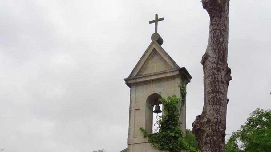 Capilla de la plaza del Balneario.