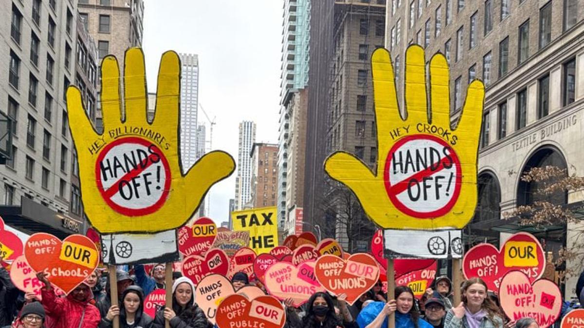 Marchas en Estados Unidos en contra de las leyes bautizadas como ‘Acta de Protección Patriótica del Arte’ y ‘Programa de Revalorización de la Cultura’.