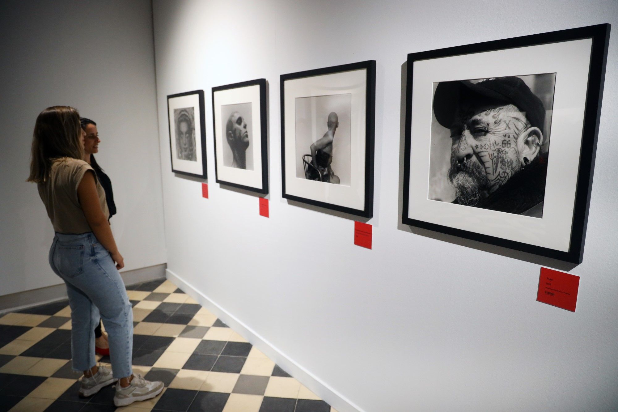 'Expresionismo feroz', la obra fotográfica de Alberto García-Alix se expone en La Térmica