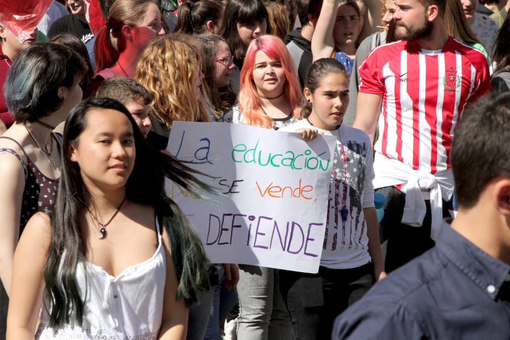 Protestas en defensa de la escuela pública en Cartagena