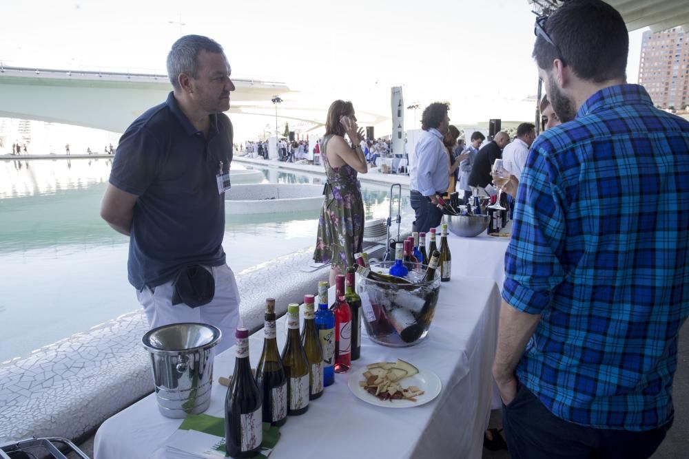 Fiesta del vino de la DOP Valencia en Les Arts