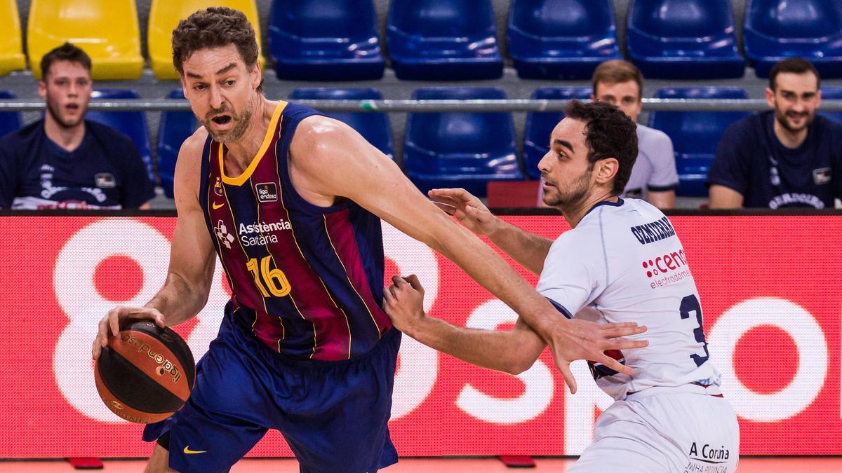 Pau Gasol, en una acción del partido Barcelona - Obradoiro.