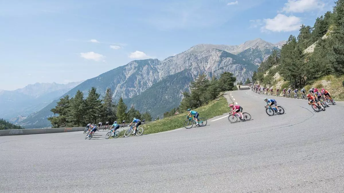 El británico Ben Turner gana la etapa francesa de la Vuelta