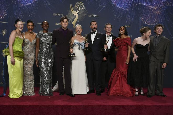 The team from The Pitt pose in the press room with the award for outstanding drama series during the 77th Primetime Emmy Awards on Sunday, Sept. 14, 2025, at the Peacock Theater in Los Angeles. (Photo by Richard Shotwell/Invision/AP). 091425132020, 21334631,