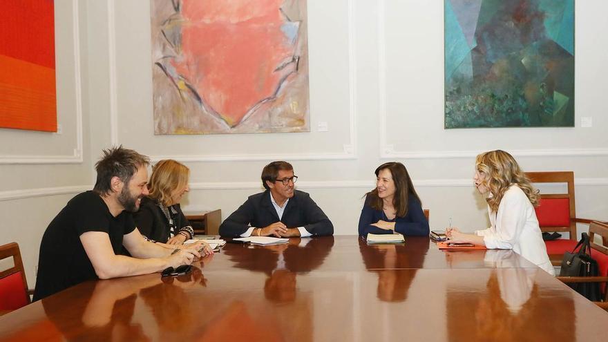 La Diputació d’Alacant i la Generalitat Valenciana firmen un conveni per a reforçar la col·laboració cultural