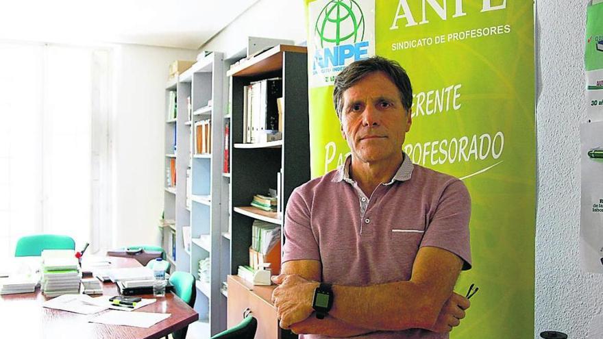 Ramón Rodríguez, presidente de ANPE en Zamora: «La escuela pública tiene una alta calidad educativa y baja tasa de  abandono»