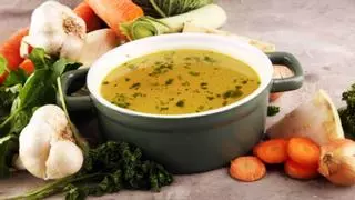 Dieta de la sopa quemagrasas: así podrás adelgazar 8 kilos en una semana con este caldo