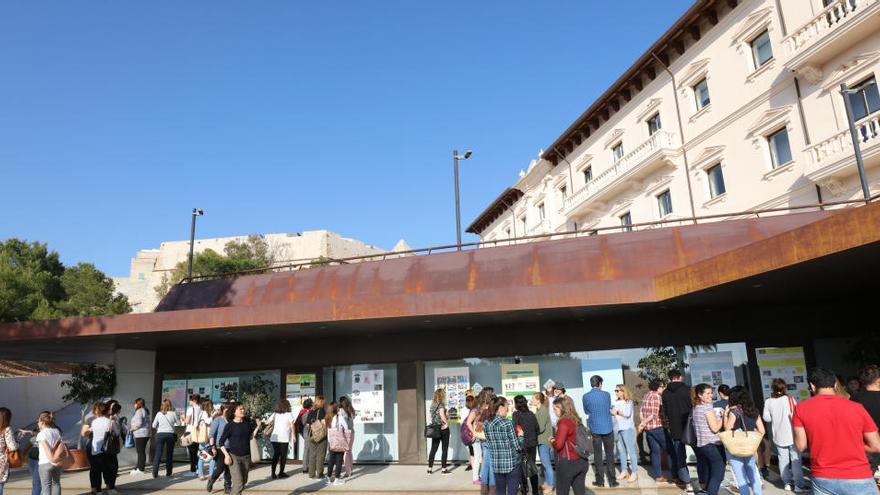 La UNED reanuda esta semana el curso en línea