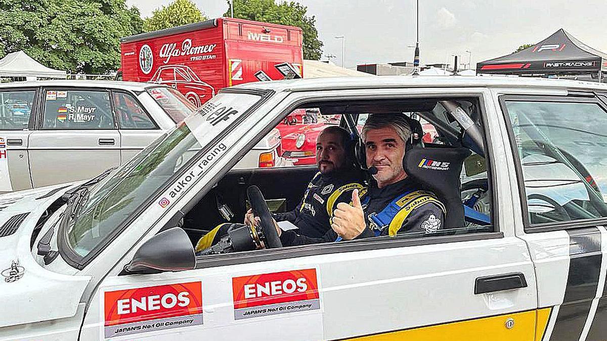 Sampayo y Cid antes del inicio del Mecsek Rally en la localidad húngara de Pécs. |  // FDV