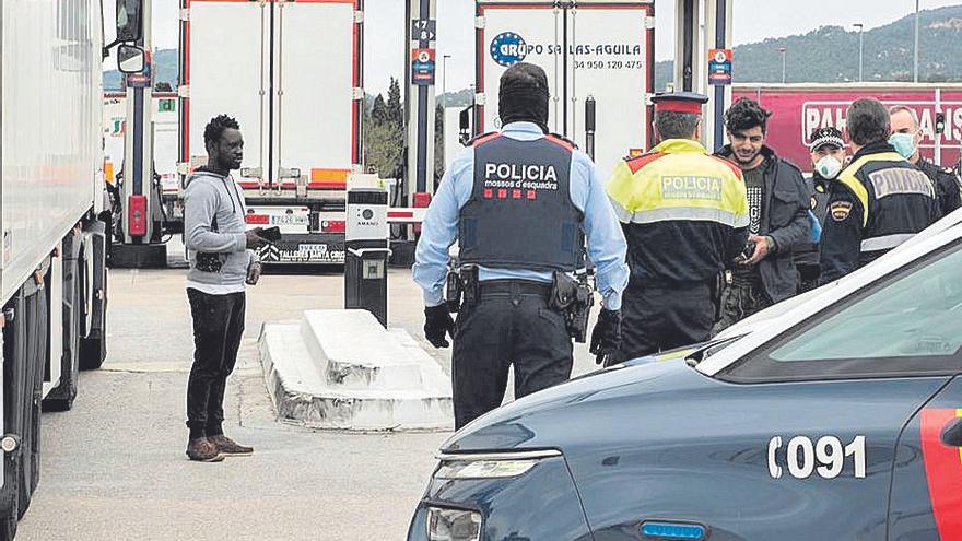 Troballa d’un migrant en un camió a la Jonquera, arxiu.