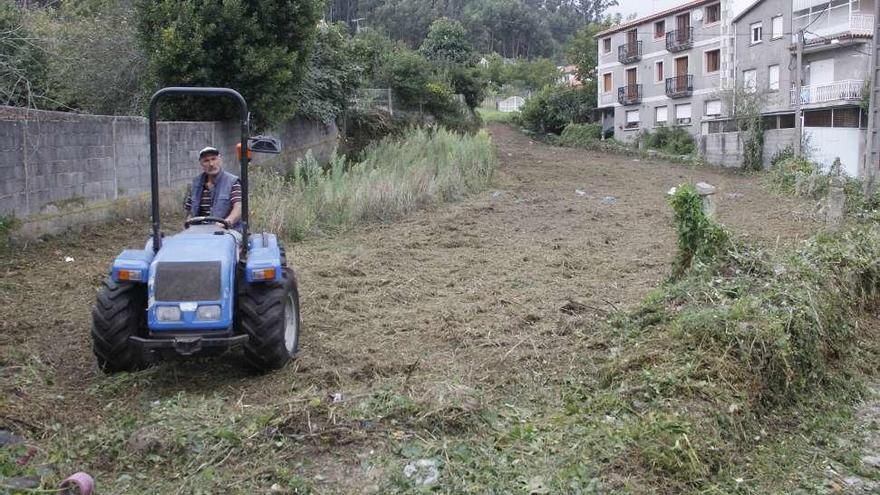 Finca para aparcamiento en Alexandre Cribeiro // S.A.