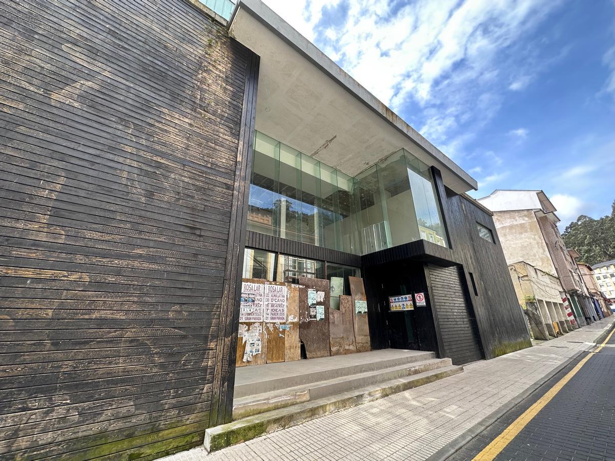 Estado actual del cine Goya, en la avenida Nicanor del Campo, más conocida como La Fuente.