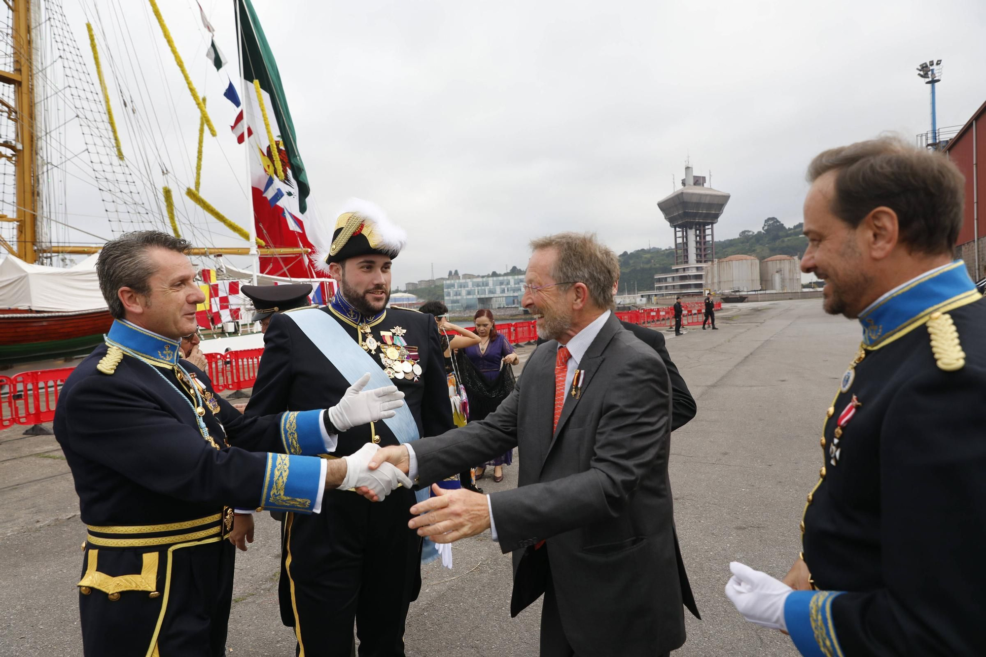 En imágenes: Así es el «Cuauhtémoc», el imponente barco de México que acaba de llegar a Gijón
