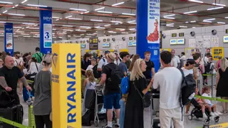 UGT denuncia boicot en la  huelga del personal de tierra de Ryanair: "Hay más plantilla en el aeropuerto de Palma"