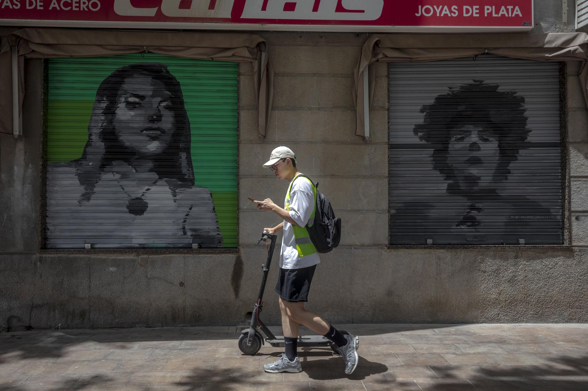 La calle Nuredduna, dividida diez meses después