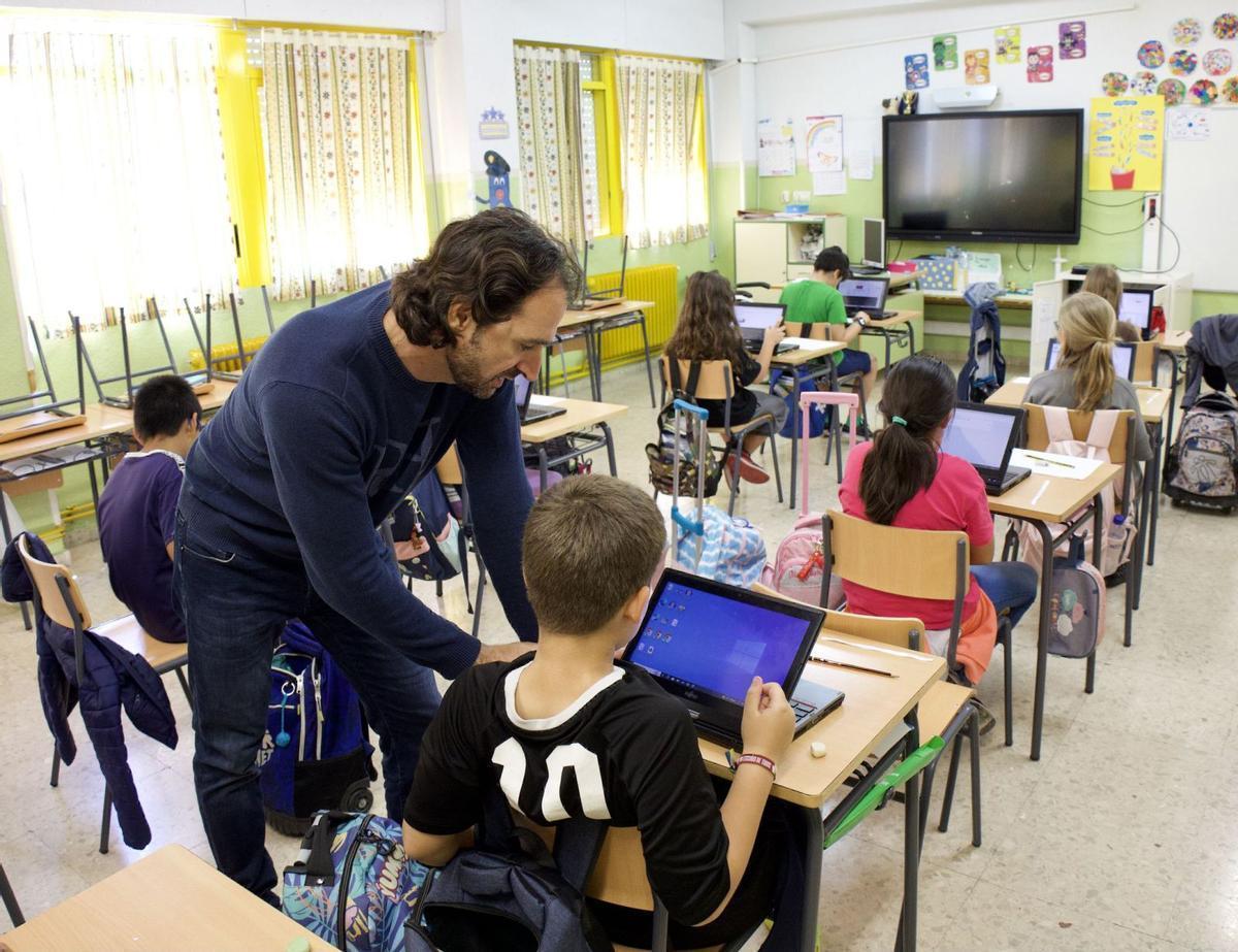 Pruebas de diagnóstico celebradas en el CEIP Federico de Arce de Murcia.
