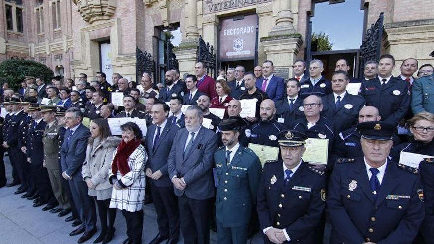 77 vigilantes de seguridad reciben un reconocimiento por su labor y entrega