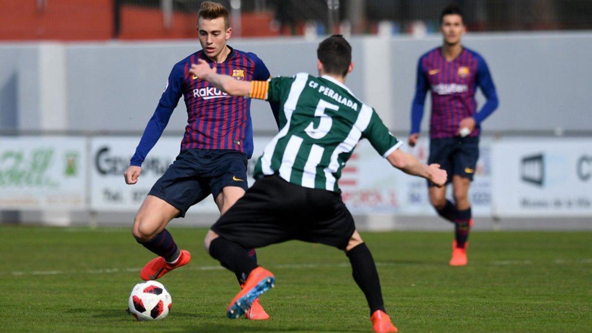 Oriol Busquets no pudo imponer su criterio en el centro del campo