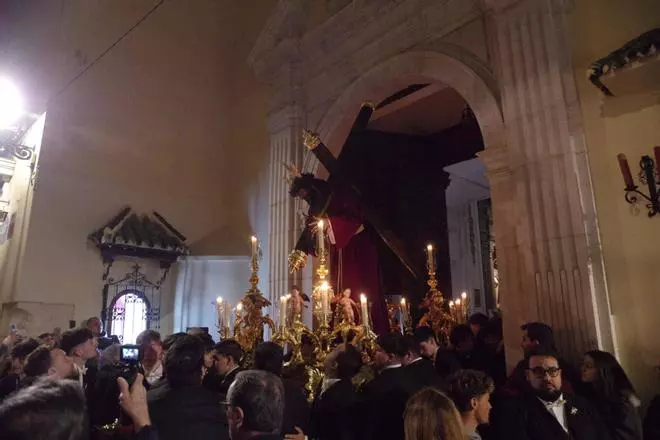 Traslado Jesús Nazareno de Viñeros hasta San Julián en las vísperas del Vía Crucis de la Agrupación