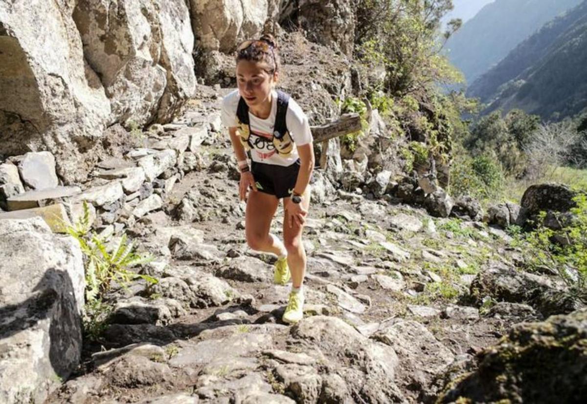 Miguel Heras y Silvia Nordskar se imponen en la distancia reina