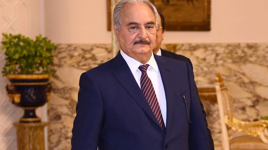 El general Jalifa Haftar, sentenciado a muerte por un tribunal militar libio