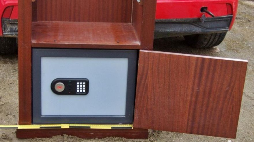 Roban joyas y 40.000 euros en casa de un vecino de Campanario mientras él se encontraba dentro