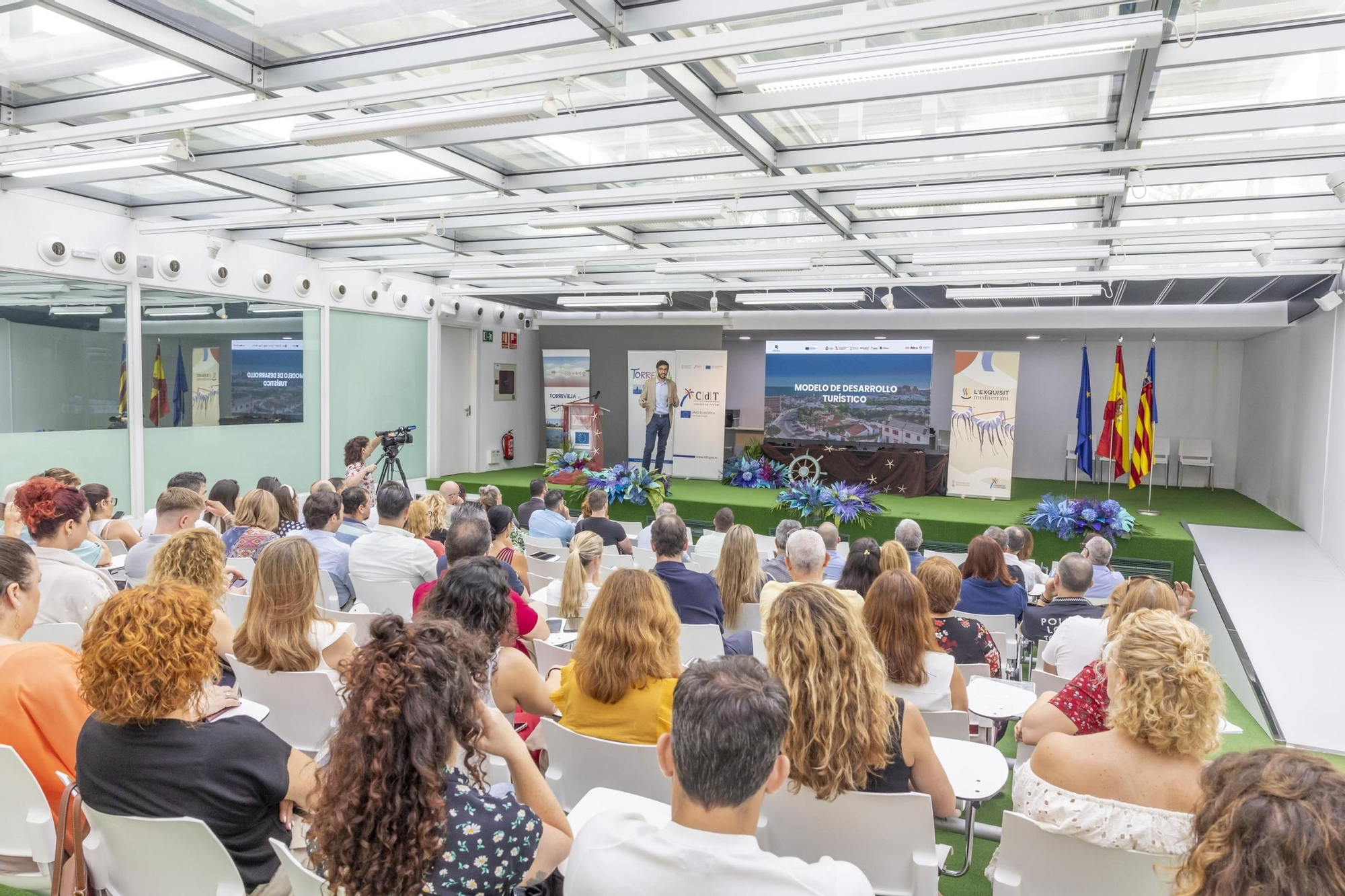 Presentación del nuevo Plan Estratégico de Turismo de Torrevieja en el CdT