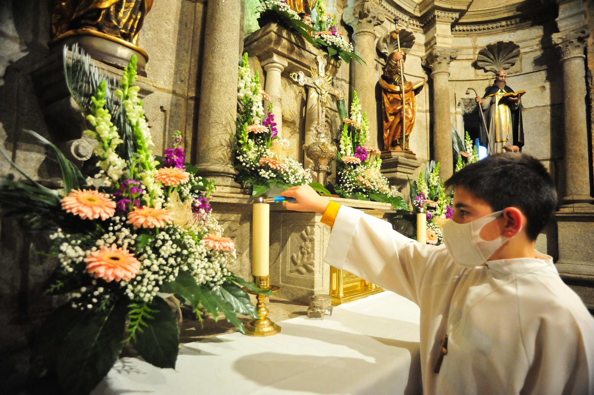 Arousa rinde culto al abogado de los males de la garganta