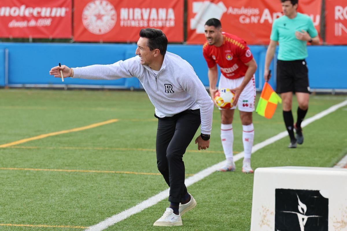 La SD Ibiza cae 1-2 ante el Barbastro, un equipo que llevaba 11 jornadas sin ganar