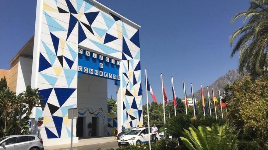 Palacio de Ferias y Congresos Adolfo Suárez.