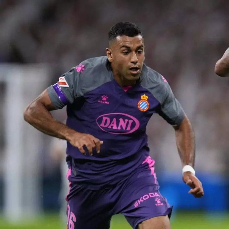 Walid Cheddira: 4 (Desconectado)