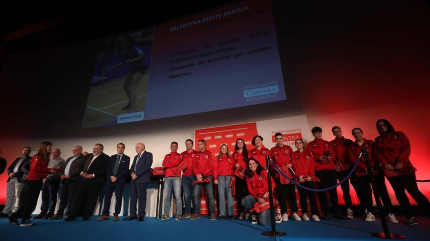 Corvera celebra &quot;el maravilloso hecho de amar el deporte&quot;