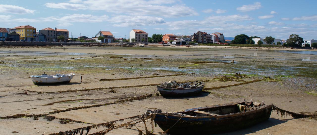 La ensenada de Terra de Porto , Lordelo y Rons, ayer.