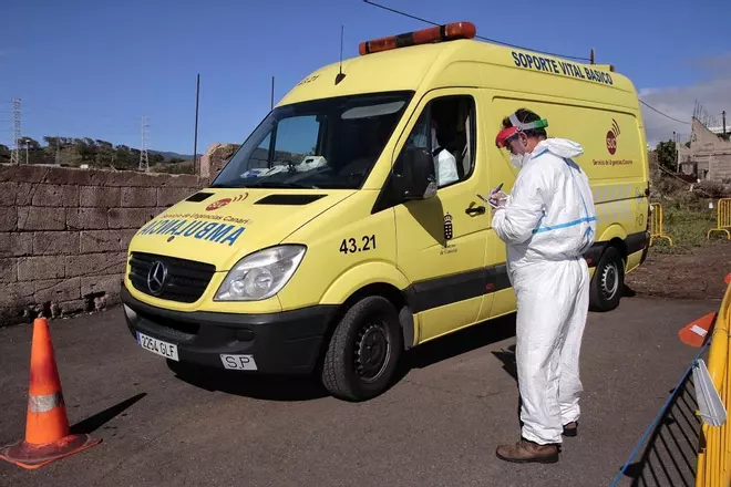 Coronavirus | Desinfección ambulancias-Covid-19