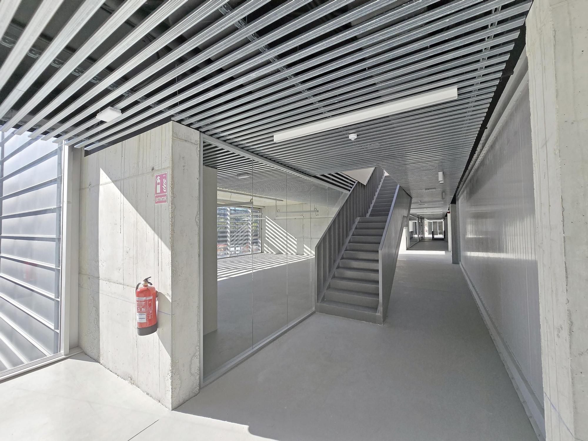 Visita a las nuevas naves de la Zona Franca para empresas tecnológicas en Pordo do Molle