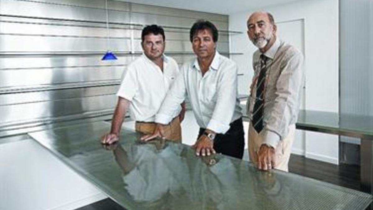 Pere Vicent y Manuel Balfegó, y Juan Serrano en L'Ametlla de Mar.