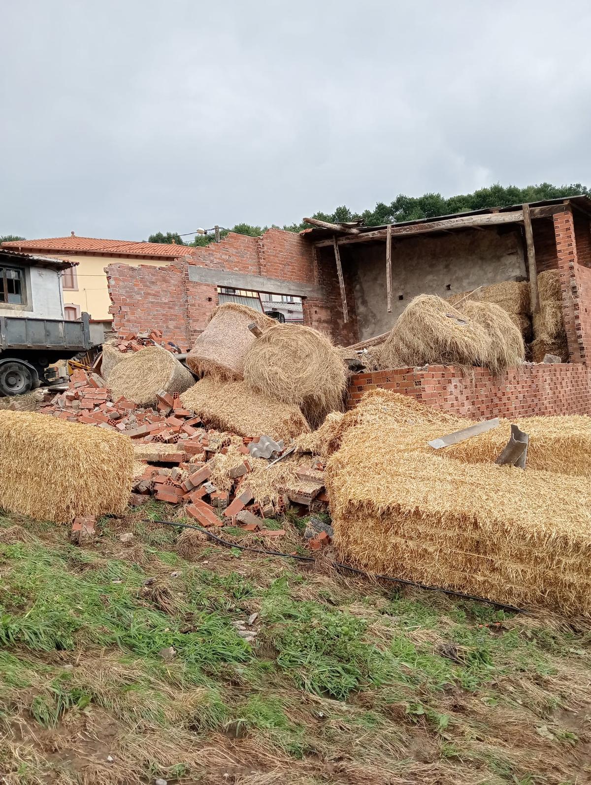 En imágenes: Así quedó el pueblo de Fontalba, en Tineo, tras la tromba de agua registrada el viernes