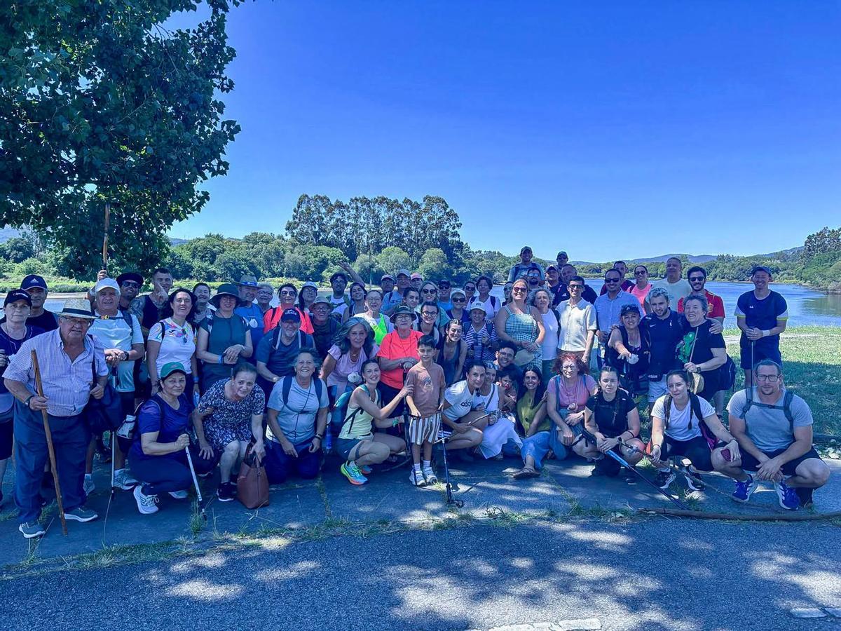 Delegación de Arjonilla llegada a Padrón tras realizar el Camino de Santiago desde Tui