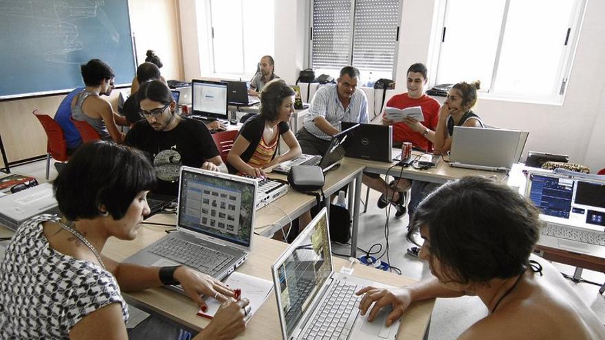Abierto el plazo de matrícula para los talleres de la Universidad Popular de Cáceres