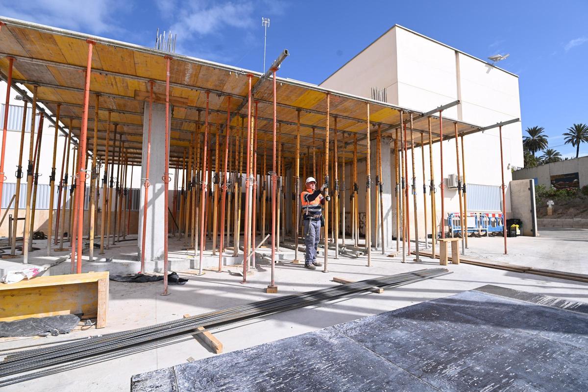 Los trabajos que se están desarrollando para ampliar el monasterio de las Clarisas en Elche.
