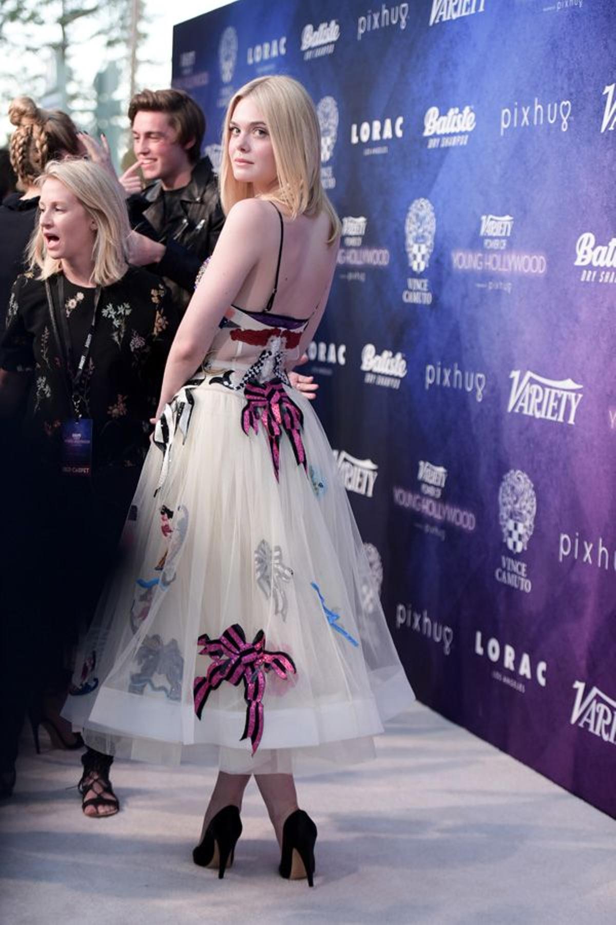 Elle Fanning perfecta con un vestido de Marc Jacobs